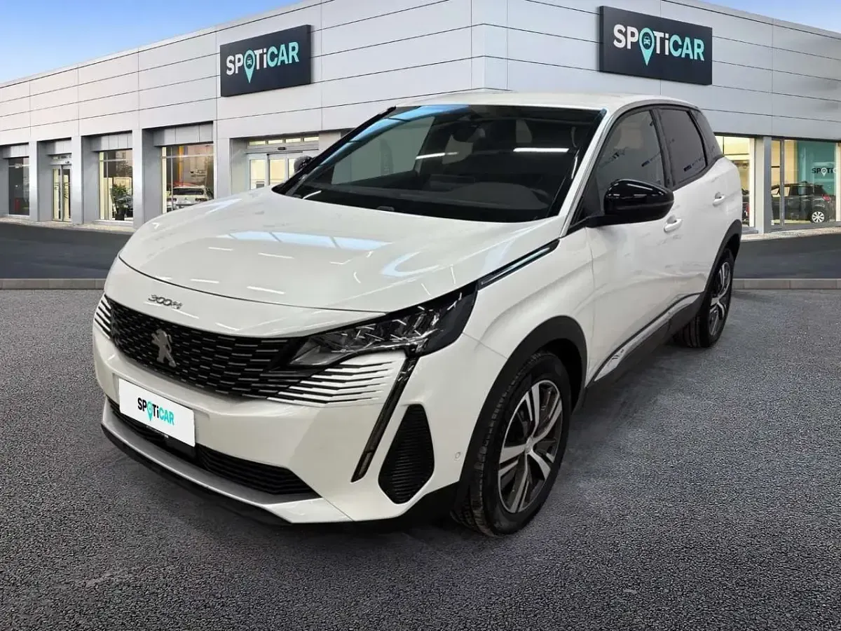 Usata Peugeot 3008 Allure 131 CV (96 kW) 2023 SUV