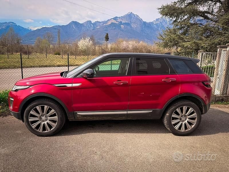 Usata Land Rover Range Rover evoque HSE Dynamic 150 CV (110 kW) 2017 Rosso SUV