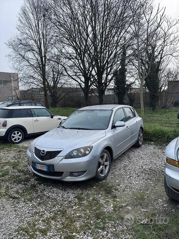 Usata Mazda 3 105 CV (77 kW) 2004 Grigio Berlina