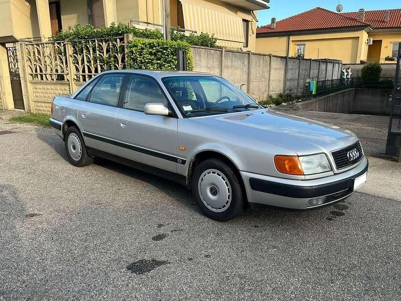 Usata Audi 100 116 CV (85 kW) 1991 Argento Berlina