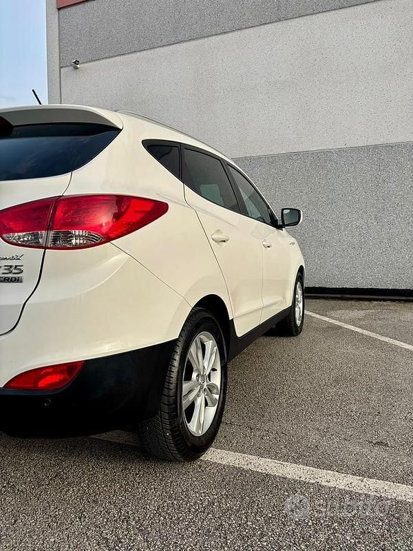 Usata Hyundai ix35 Style 116 CV (85 kW) 2012 Bianco SUV