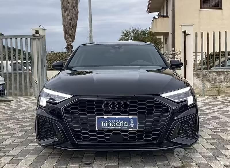 Usata Audi A3 S-Line 150 CV (110 kW) 2022 Berlina