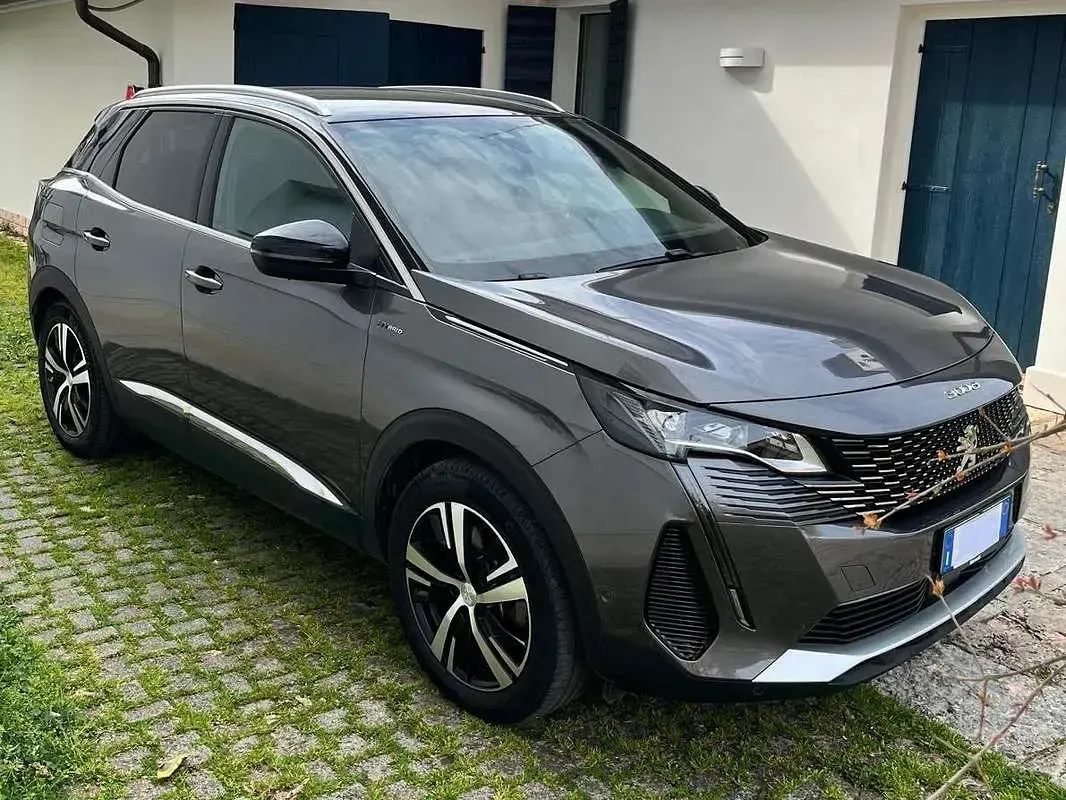 Usata Peugeot 3008 GTi 181 CV (133 kW) 2023 Grigio SUV