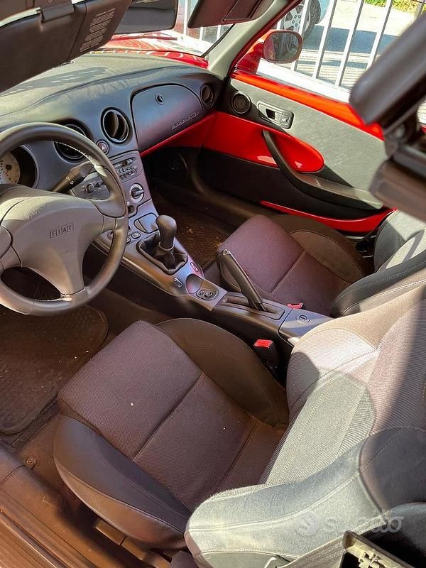 Usata Fiat Barchetta 130 CV (95 kW) 1995 Rosso Cabrio