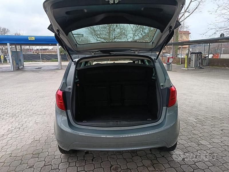 Usata Opel Meriva Cosmo 95 CV (69 kW) 2012 Grigio Monovolume
