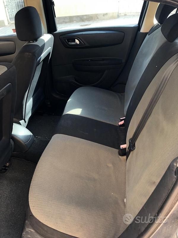 Usata Citroën C4 90 CV (66 kW) 2007 Grigio Utilitaria