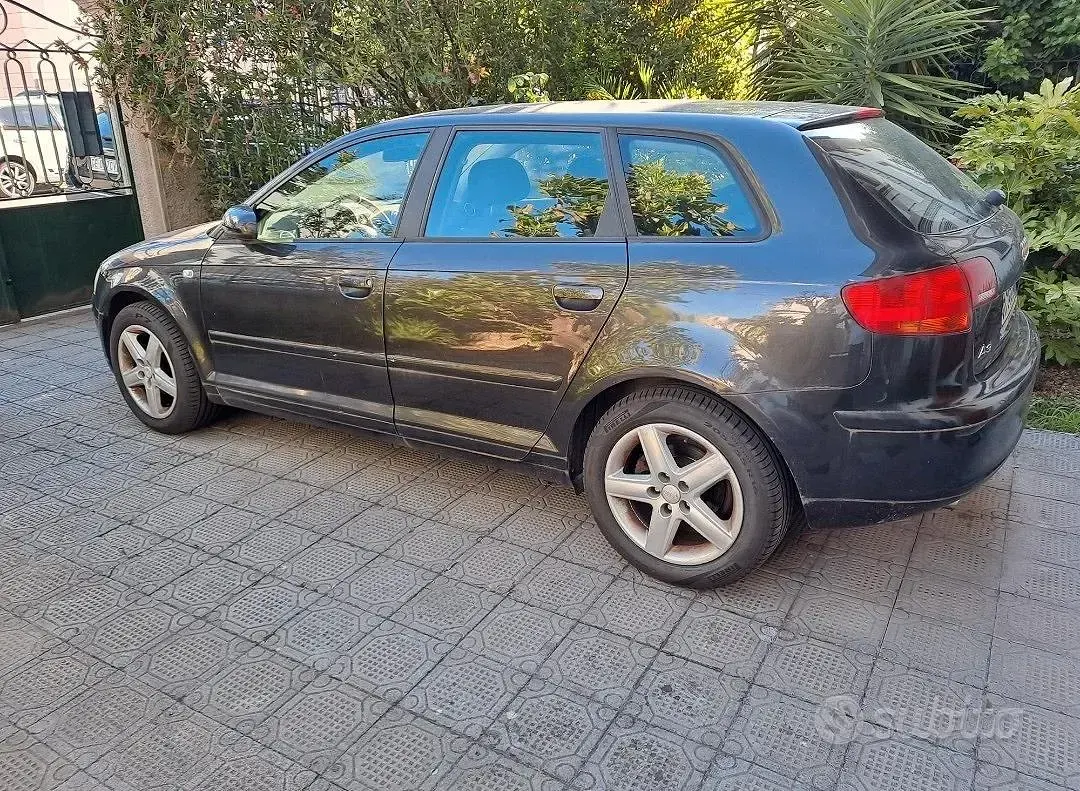 Usata Audi A3 102 CV (75 kW) 2007 Nero Utilitaria