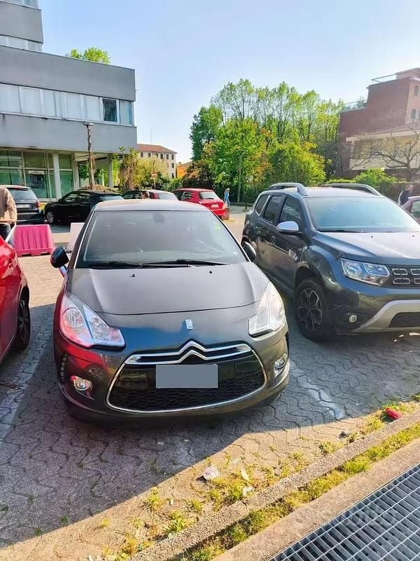 Usata DS Automobiles DS3 82 CV (60 kW) 2014 Grigio Cabrio