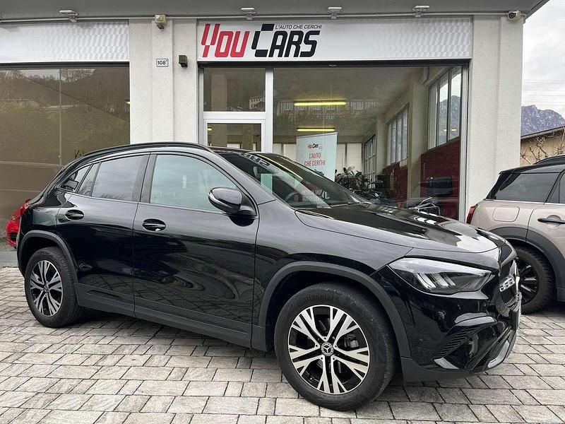 Usata Mercedes GLA180 Advanced Plus 116 CV (85 kW) 2025 Nero SUV