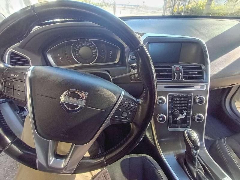 Usata Volvo XC60 Momentum 181 CV (133 kW) 2015 SUV