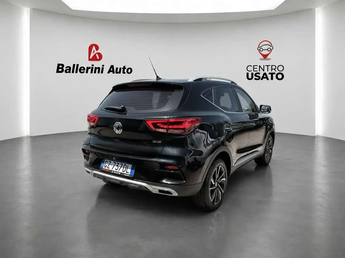 Usata MG ZS Luxury 106 CV (77 kW) 2025 Nero SUV