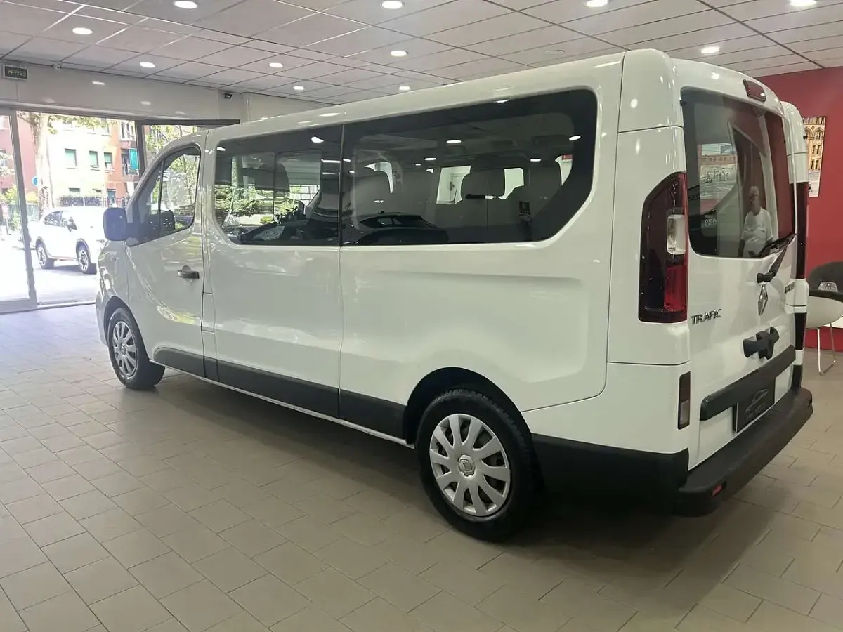 Usata Renault Trafic 125 CV (91 kW) 2019 Bianco Monovolume