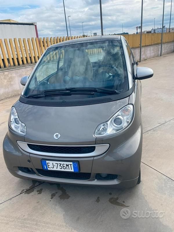 Usata Smart ForTwo Coupé 54 CV (39 kW) 2011 Grigio Coupé