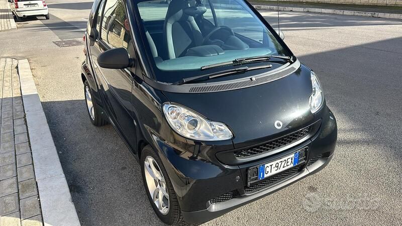 Begagnad Smart ForTwo Coupé 71 HK (52 kW) 2010 Svart Sportkupé