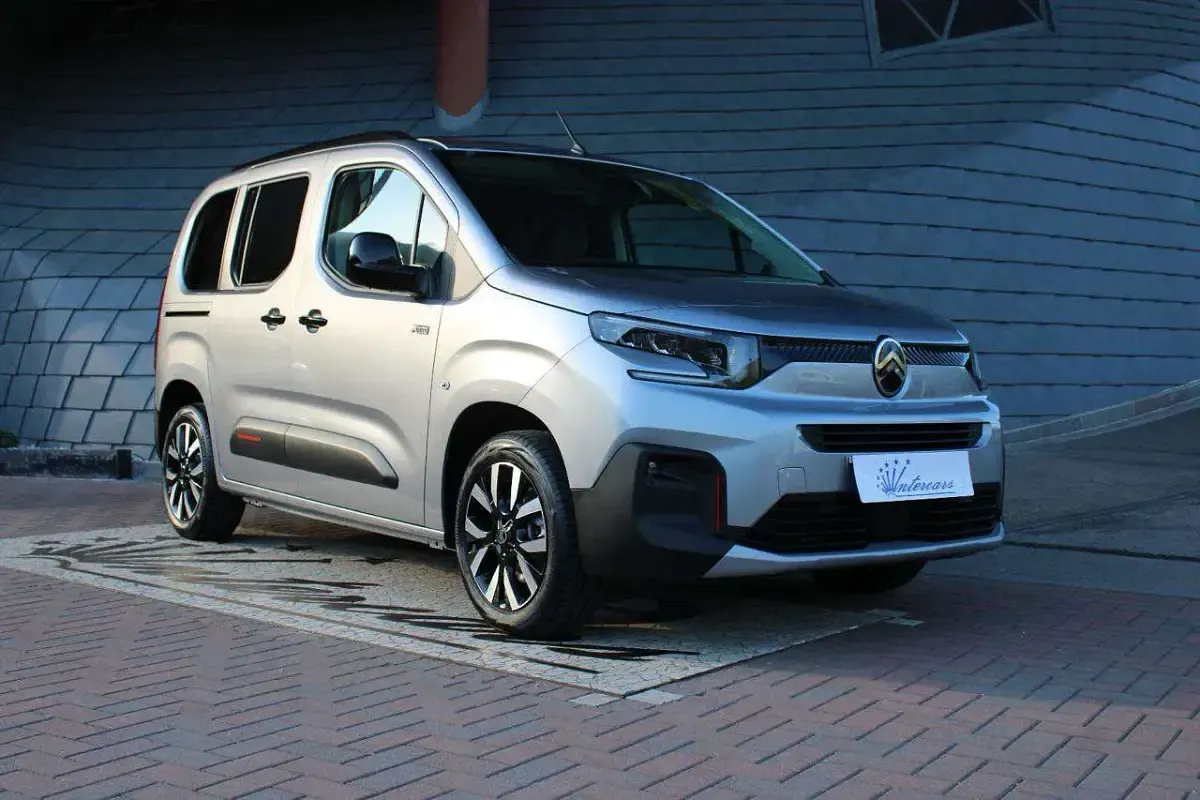 Nuova Citroën e-Berlingo XTR 102 CV (75 kW) 2026 Grigio Monovolume