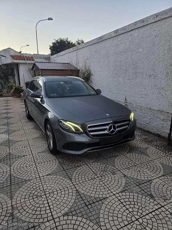 Usata 2017 Mercedes E220 Exclusive Station wagon | 13.500 € - Immagine 1/4