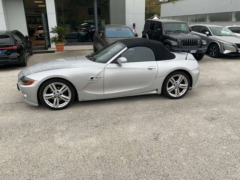 Usata BMW Z4 150 CV (110 kW) 2006 Argento Cabrio