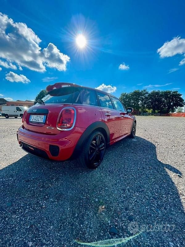 Usata Mini John Cooper Works 95 CV (69 kW) 2017 Rosso Utilitaria