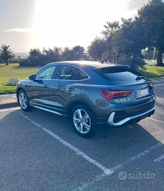 Usata Audi Q3 Sportback Business Plus 150 CV (110 kW) 2021 Grigio SUV
