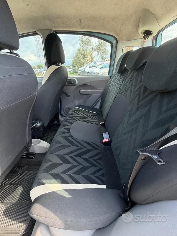 Usata Fiat Panda Emotion 69 CV (50 kW) 2008 Blu Utilitaria