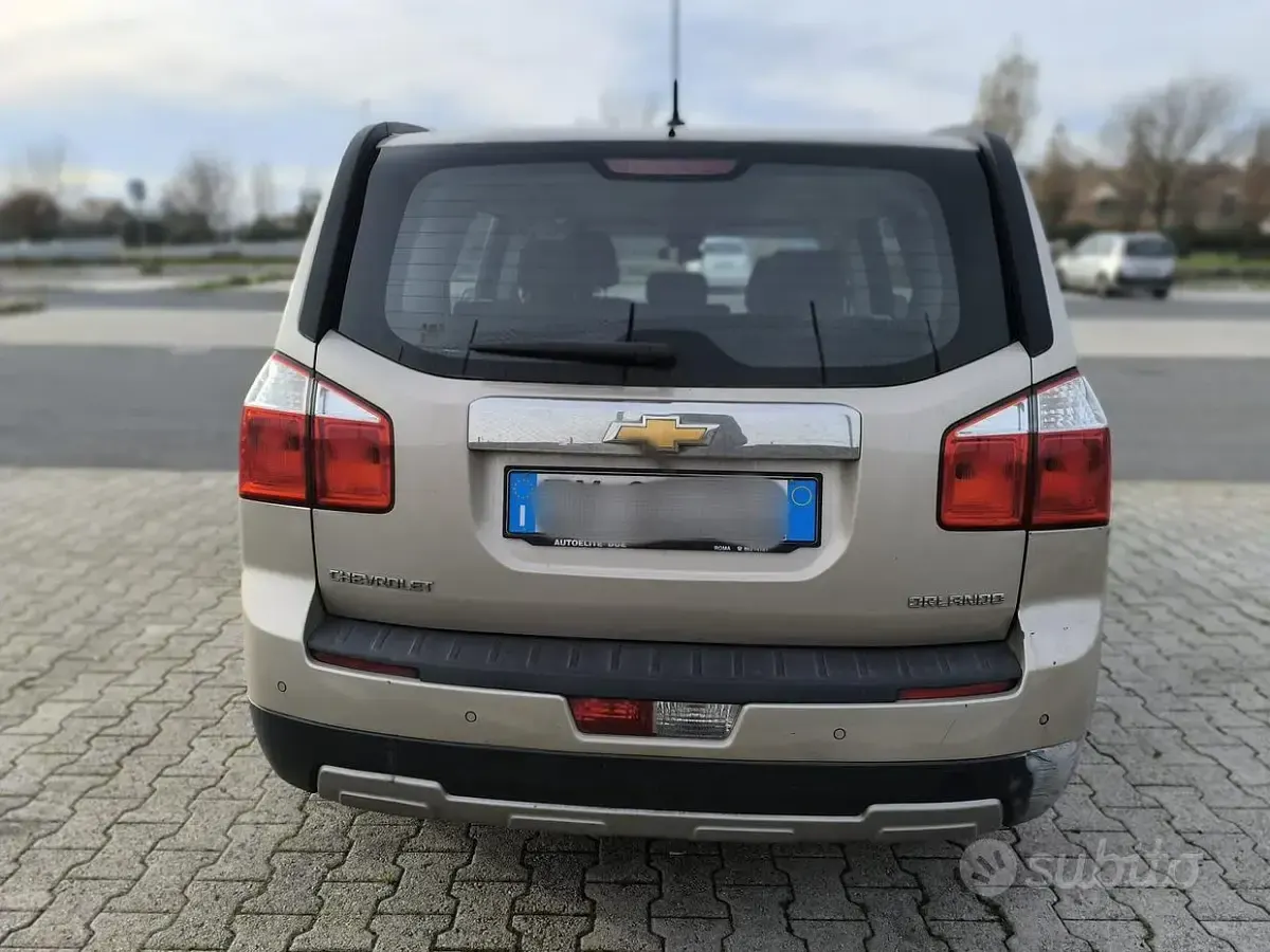 Usata Chevrolet Orlando LT 131 CV (96 kW) 2012 Marrone Monovolume