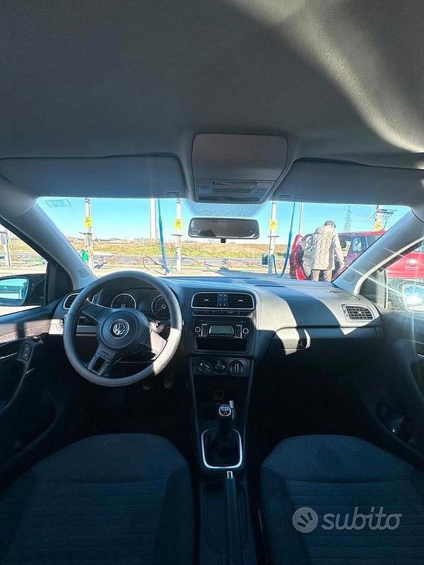 Usata VW Polo 90 CV (66 kW) 2010 Grigio Berlina