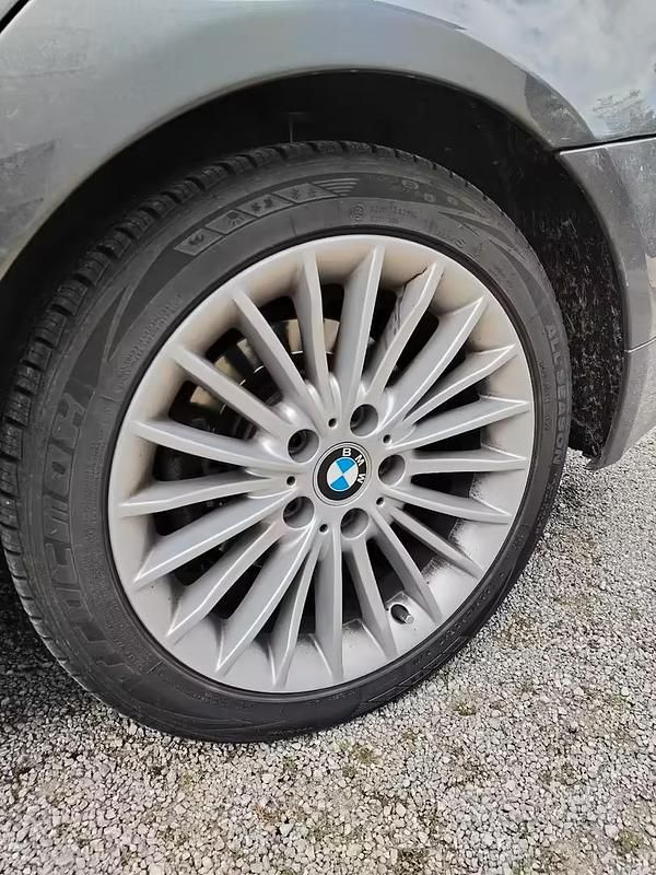 Usata BMW 318 2008 Grigio Berlina