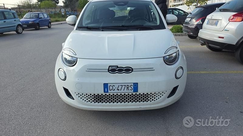 Usata Fiat 500e 86 kW (118 CV) 2021 Bianco
