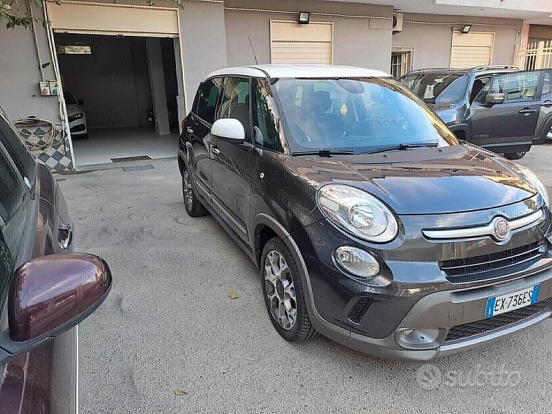 Usata Fiat 500L Trekking 85 CV (62 kW) 2014 Grigio Monovolume