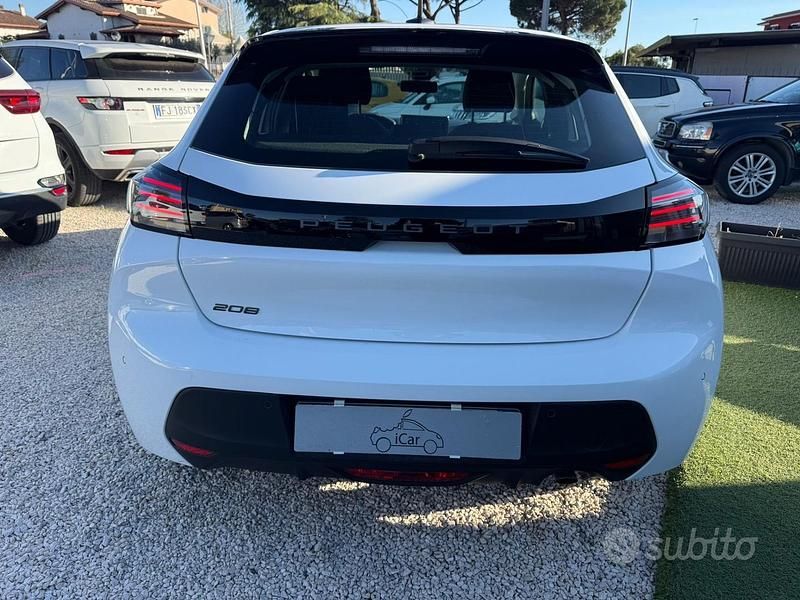 Usata Peugeot 208 Active 75 CV (55 kW) 2024 Bianco Utilitaria