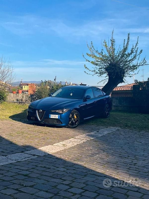 Usata 2017 Alfa Romeo Giulia Veloce Tre volumi | 22.500 € (Buon prezzo) - Immagine 1/4