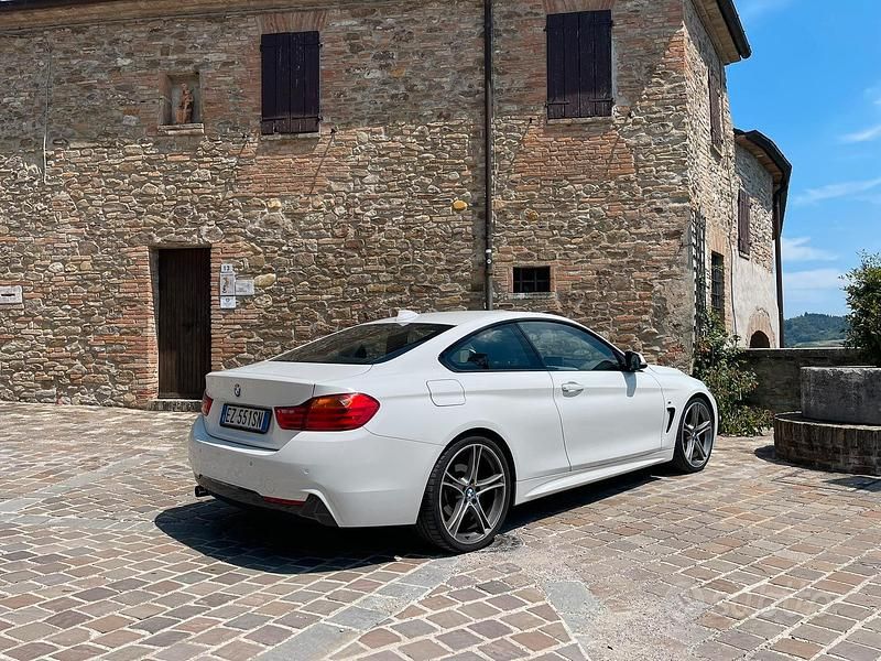 Usata BMW 420 Coupé M Sport 190 CV (139 kW) 2015 Bianco Coupé