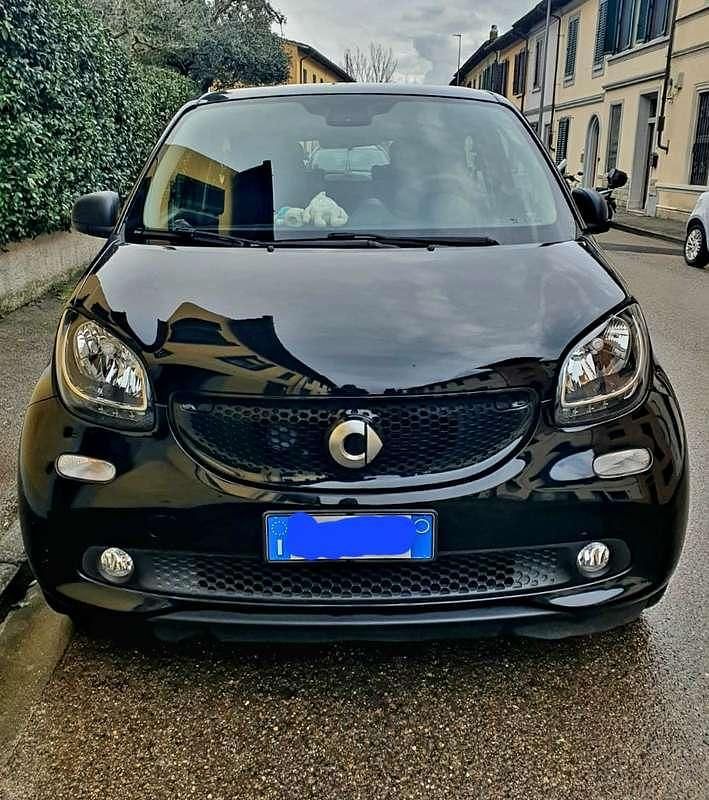 Nero Usata 2017 Smart ForFour Passion Utilitaria | 15.000 € (Buon prezzo) - Immagine 1/4