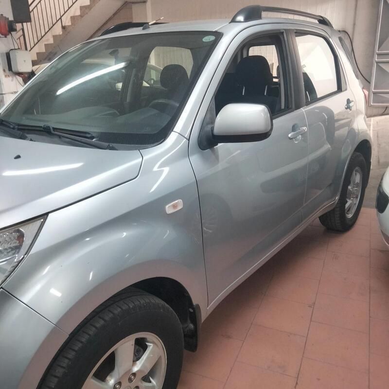 Grigio Usata 2008 Daihatsu Terios SUV | 5900 € - Immagine 1/4