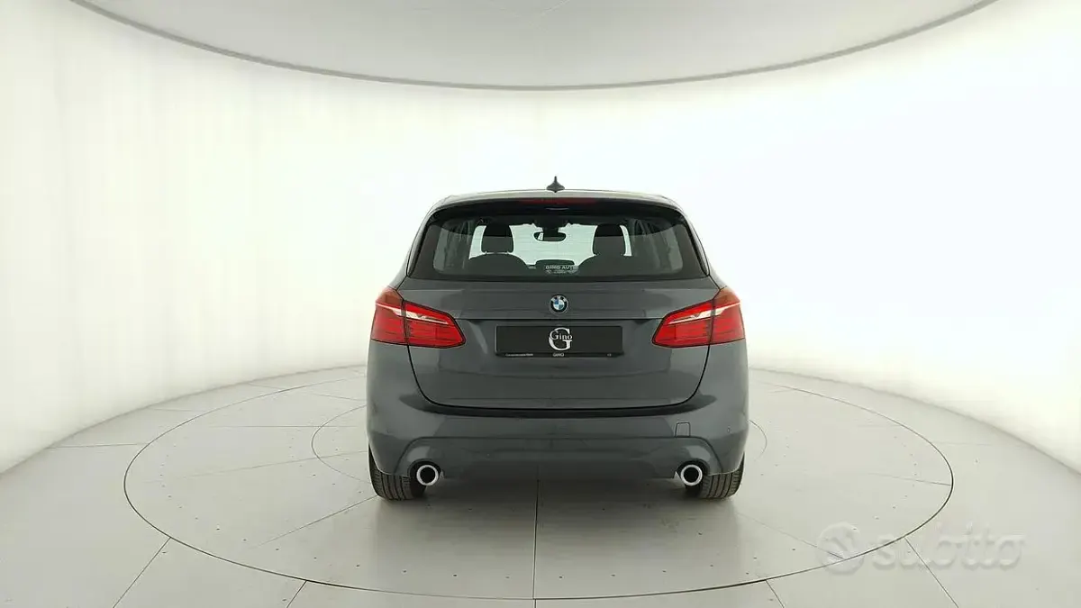 Usata BMW 218 Performance 150 CV (110 kW) 2021 Grigio Station wagon