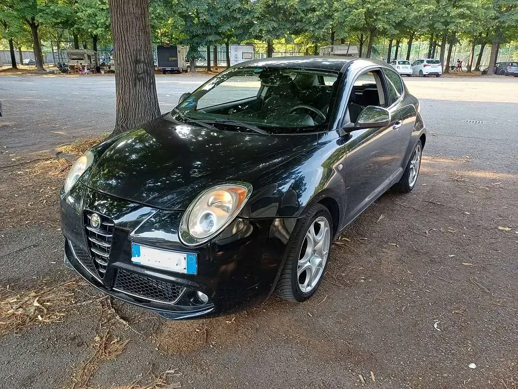 Usata Alfa Romeo MiTo Distinctive 120 CV (88 kW) 2010 Nero Utilitaria