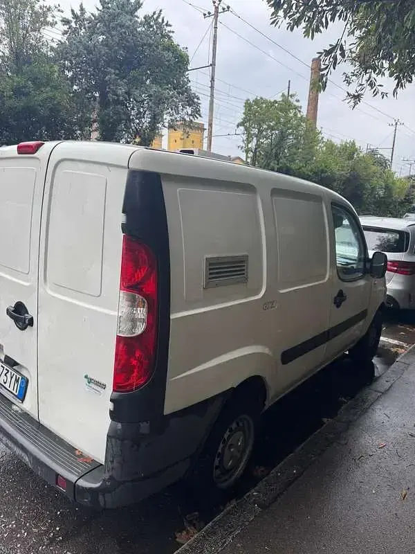 Usata Fiat Doblò Active 103 CV (75 kW) 2008 Monovolume