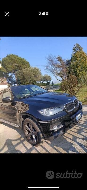 Begagnad BMW X6 2011 Svart SUV