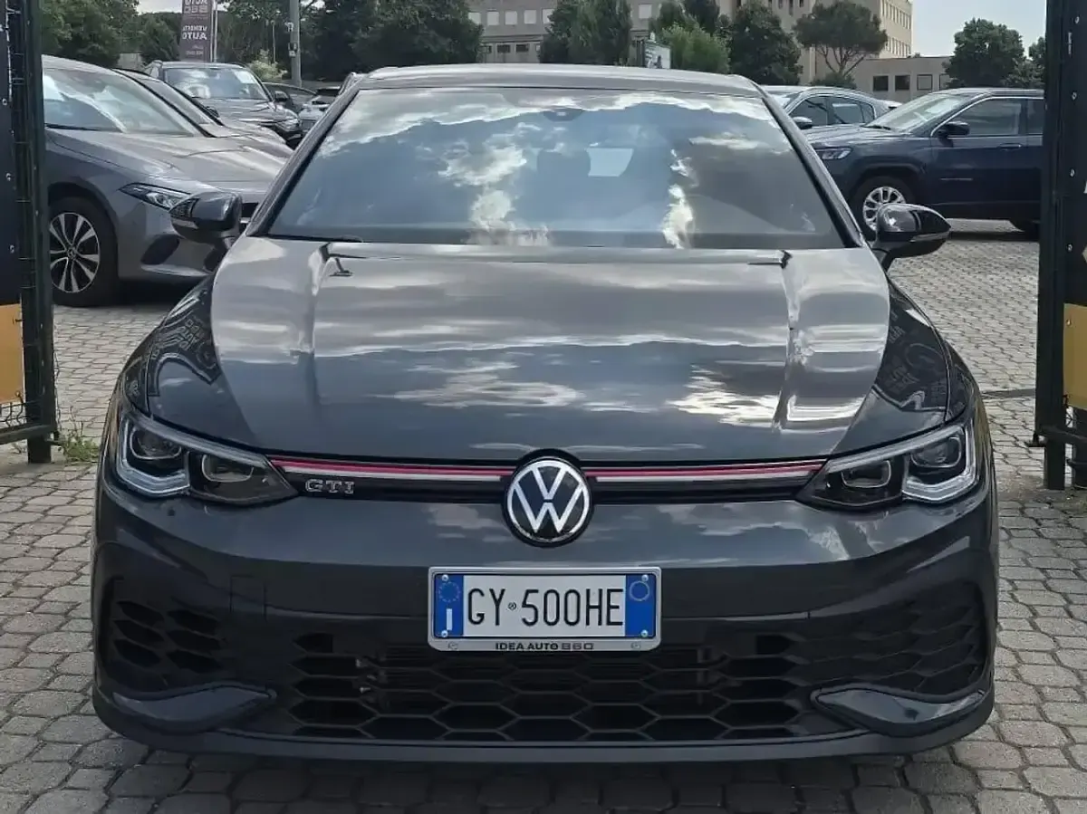 Usata VW Golf VIII GTI Clubsport 300 CV (220 kW) 2022 Grigio Berlina