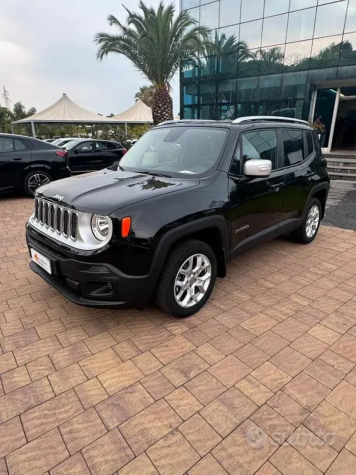 Usata Jeep Renegade Longitude 140 CV (102 kW) 2015 Nero SUV