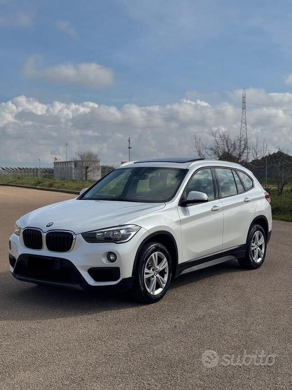 Usata BMW X1 Efficient Dynamics 190 CV (139 kW) 2016 Bianco SUV