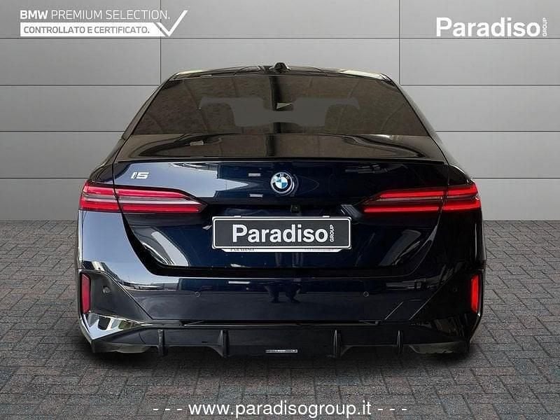 Usata BMW i5 M Performance 127 kW (173 CV) 2023 Nero Berlina