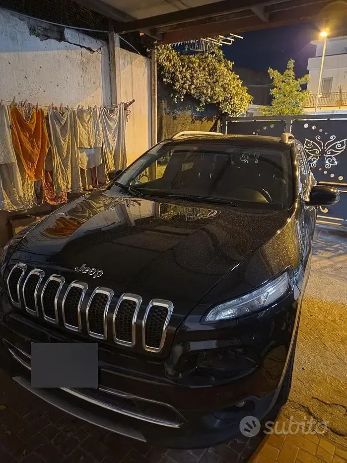 Usata Jeep Cherokee 200 CV (147 kW) 2015 Nero SUV