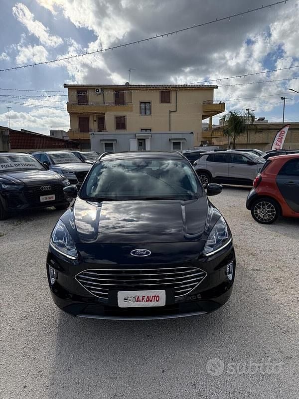 Usata Ford Kuga ST-Line X 120 CV (88 kW) 2022 Nero SUV