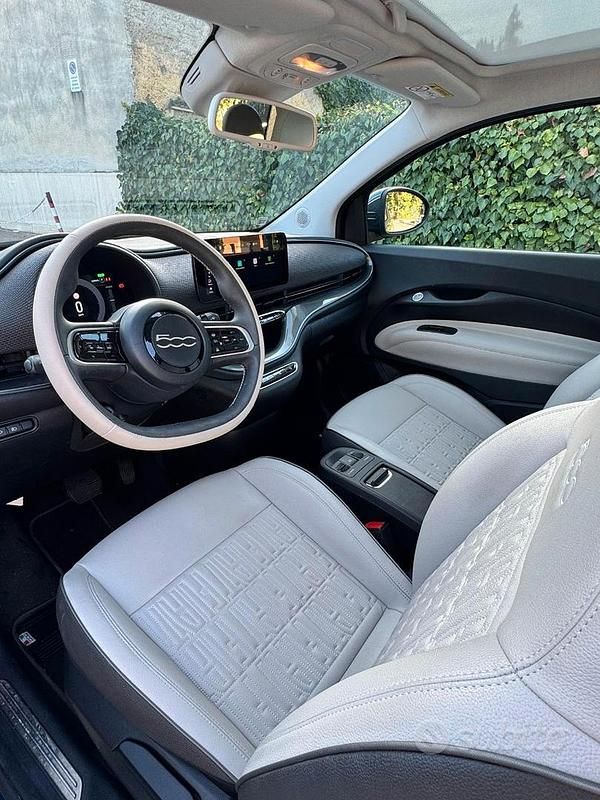 Usata Fiat 500e 42 kW (58 CV) 2023 Verde