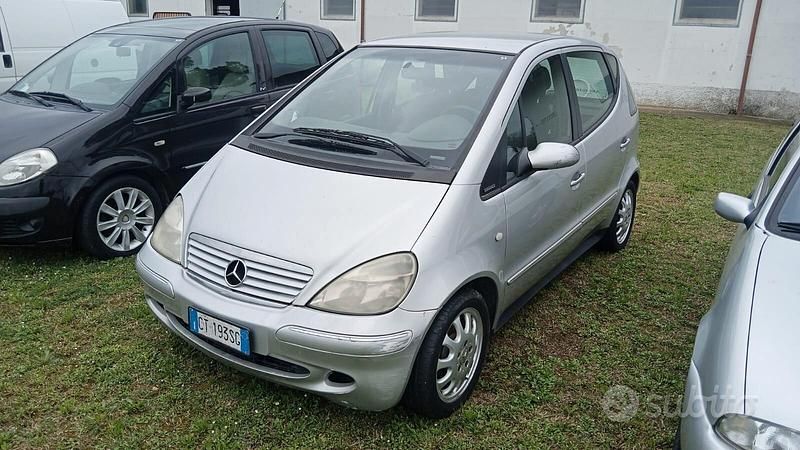 Usata Mercedes A170 95 CV (69 kW) 2003 Argento Berlina