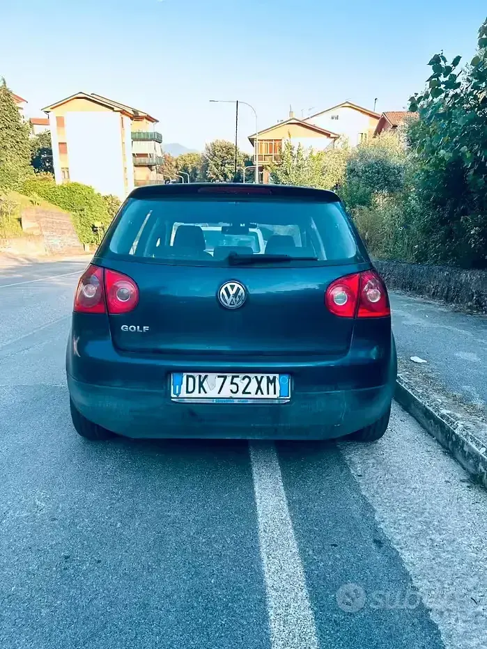 Usata VW Golf VI Comfortline 105 CV (77 kW) 2008 Blu Utilitaria