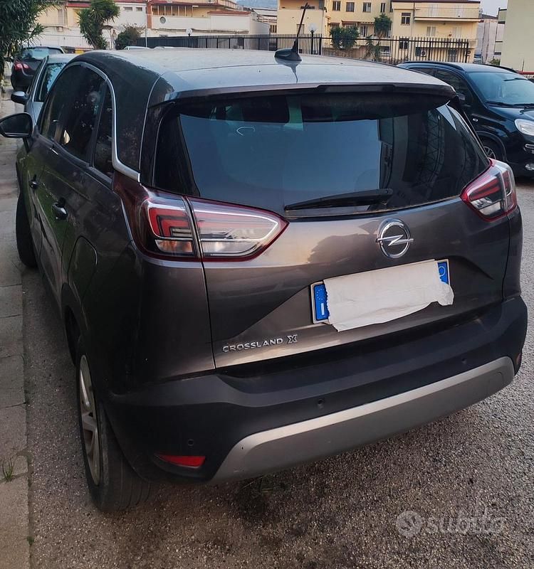 Usata Opel Crossland X 110 CV (80 kW) 2020 Grigio SUV