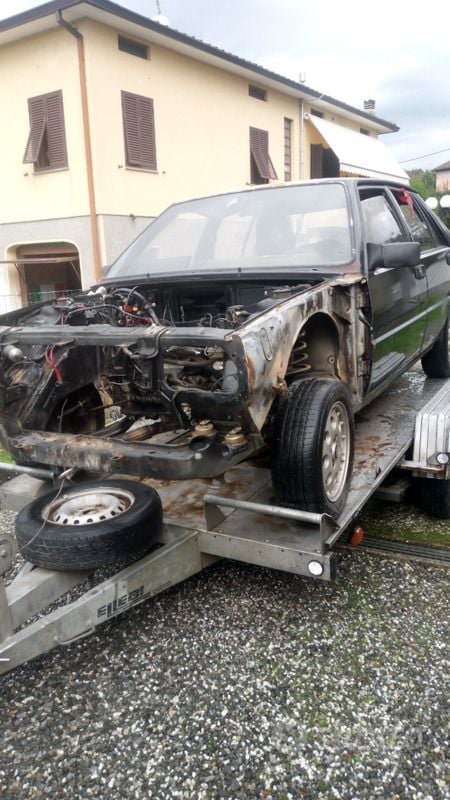 Usata Lancia Delta 166 CV (122 kW) 1987 Grigio Utilitaria