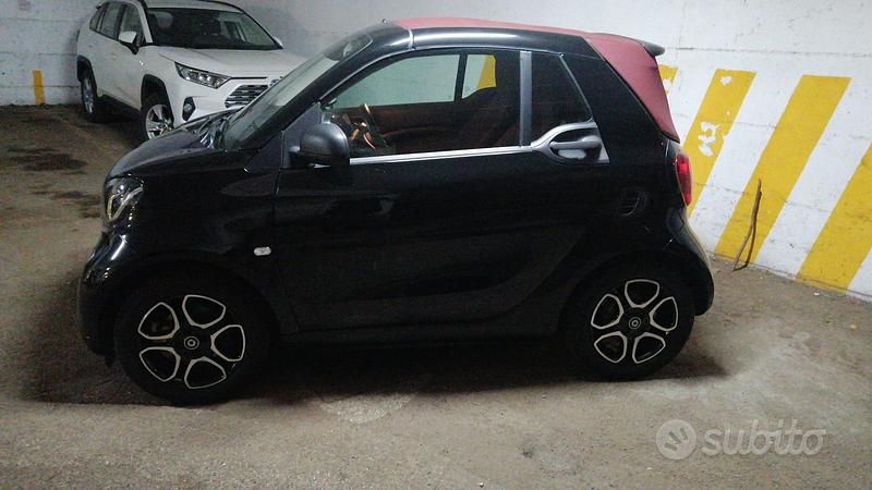 Usata Smart ForTwo Cabrio 2017 Nero Cabrio